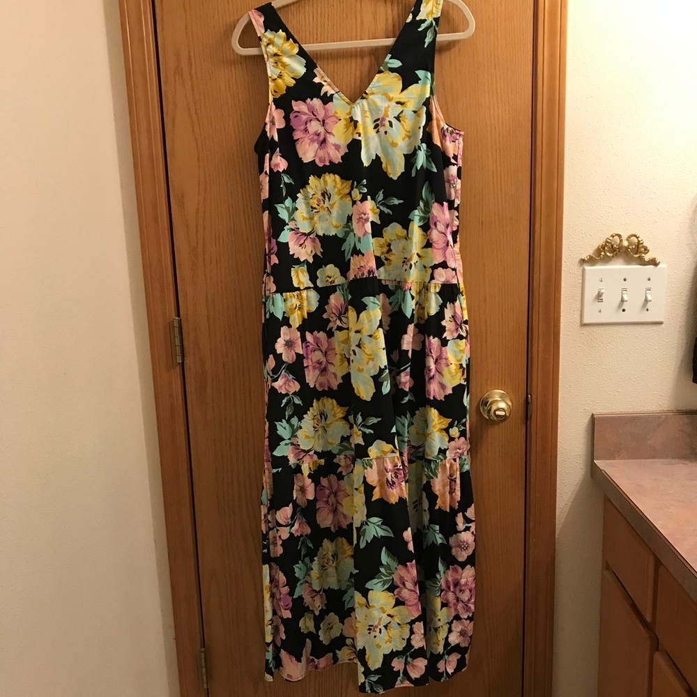 ‼️SOLD‼️EUC Long Floral Maxi Dress-Green, Yellow, Pink, Purple